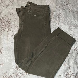 Olive sateen American eagle pants/jeggings